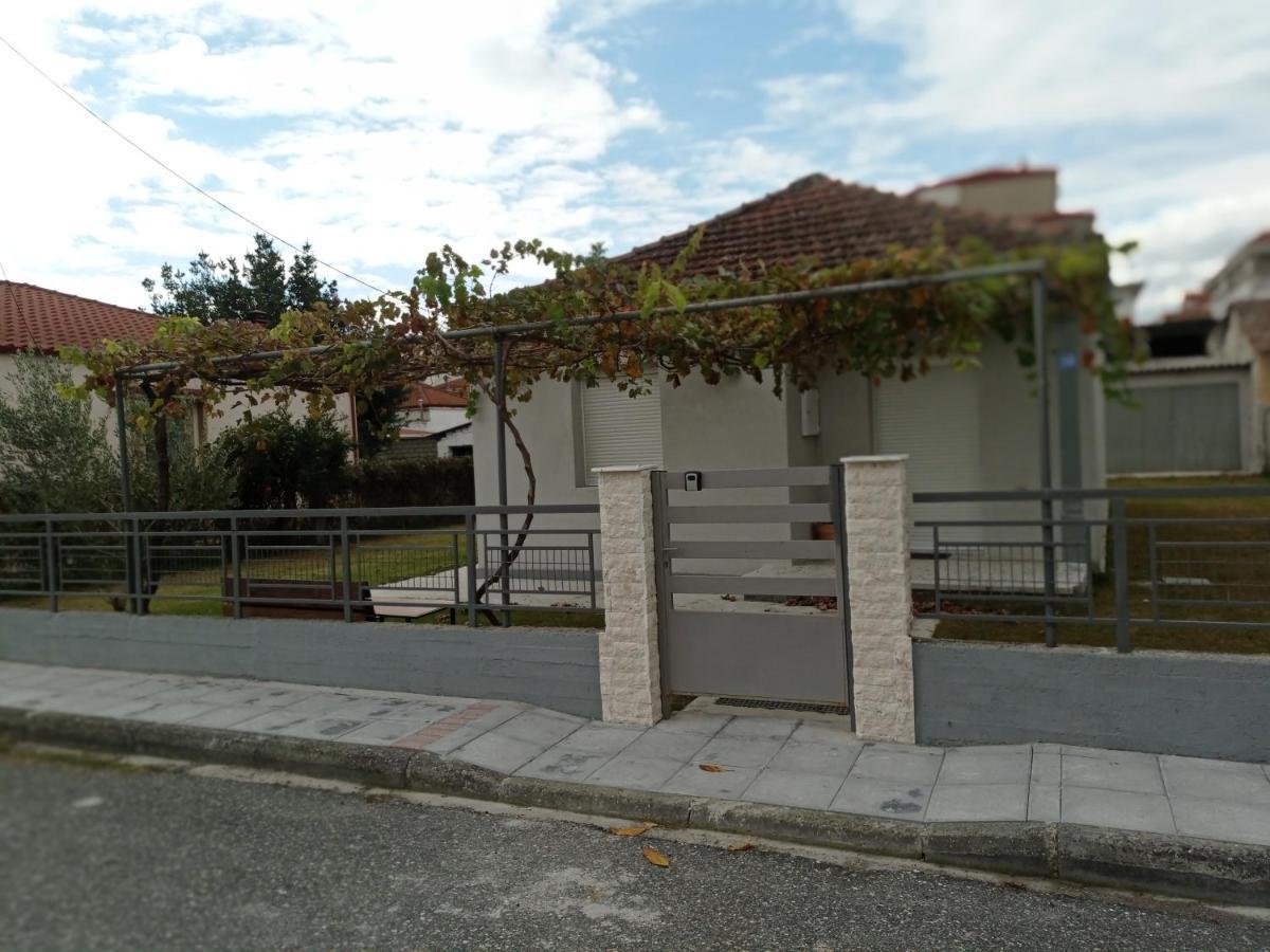 Το Άλλο Σπίτι... Villa อาริเดยา ภายนอก รูปภาพ