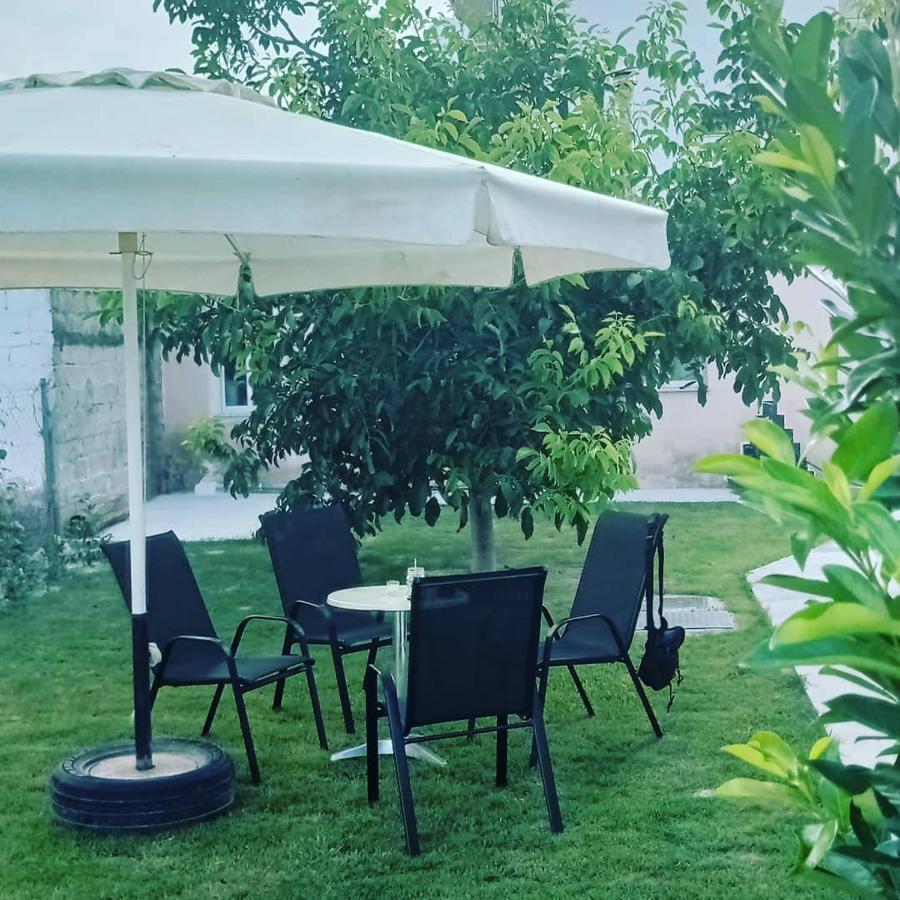 Το Άλλο Σπίτι... Villa อาริเดยา ภายนอก รูปภาพ